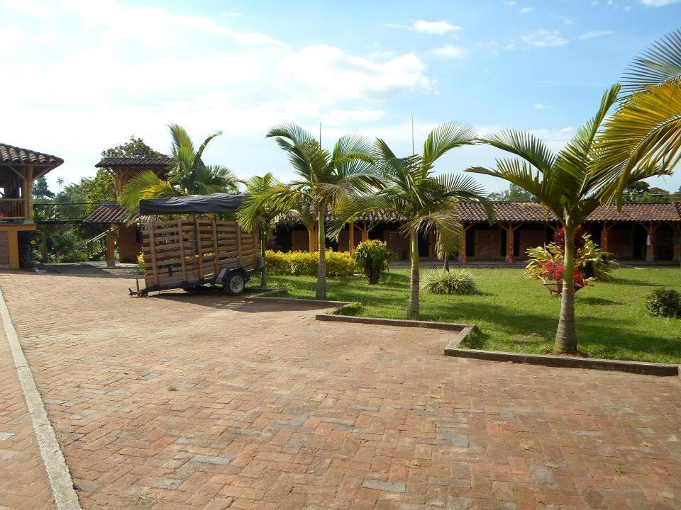 Calarcá Finca El Diamanteヴィラ エクステリア 写真