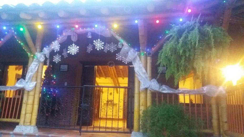 Calarcá Finca El Diamanteヴィラ エクステリア 写真