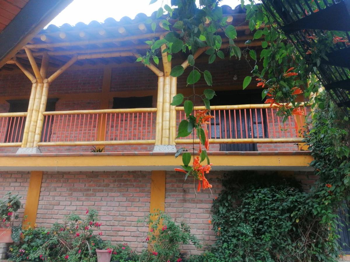 Calarcá Finca El Diamanteヴィラ エクステリア 写真