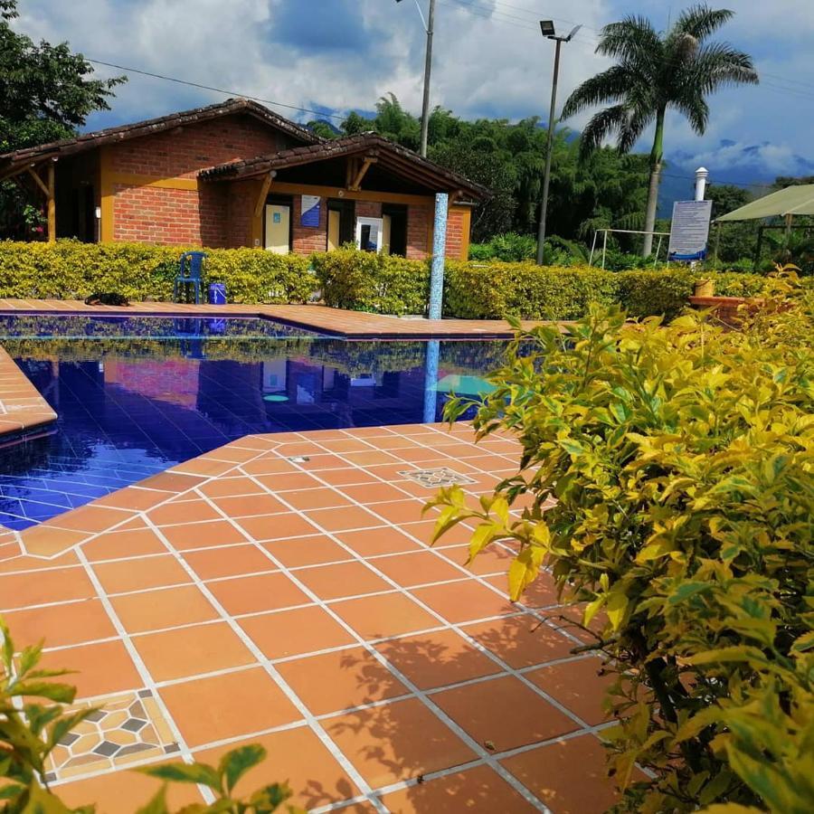 Calarcá Finca El Diamanteヴィラ エクステリア 写真